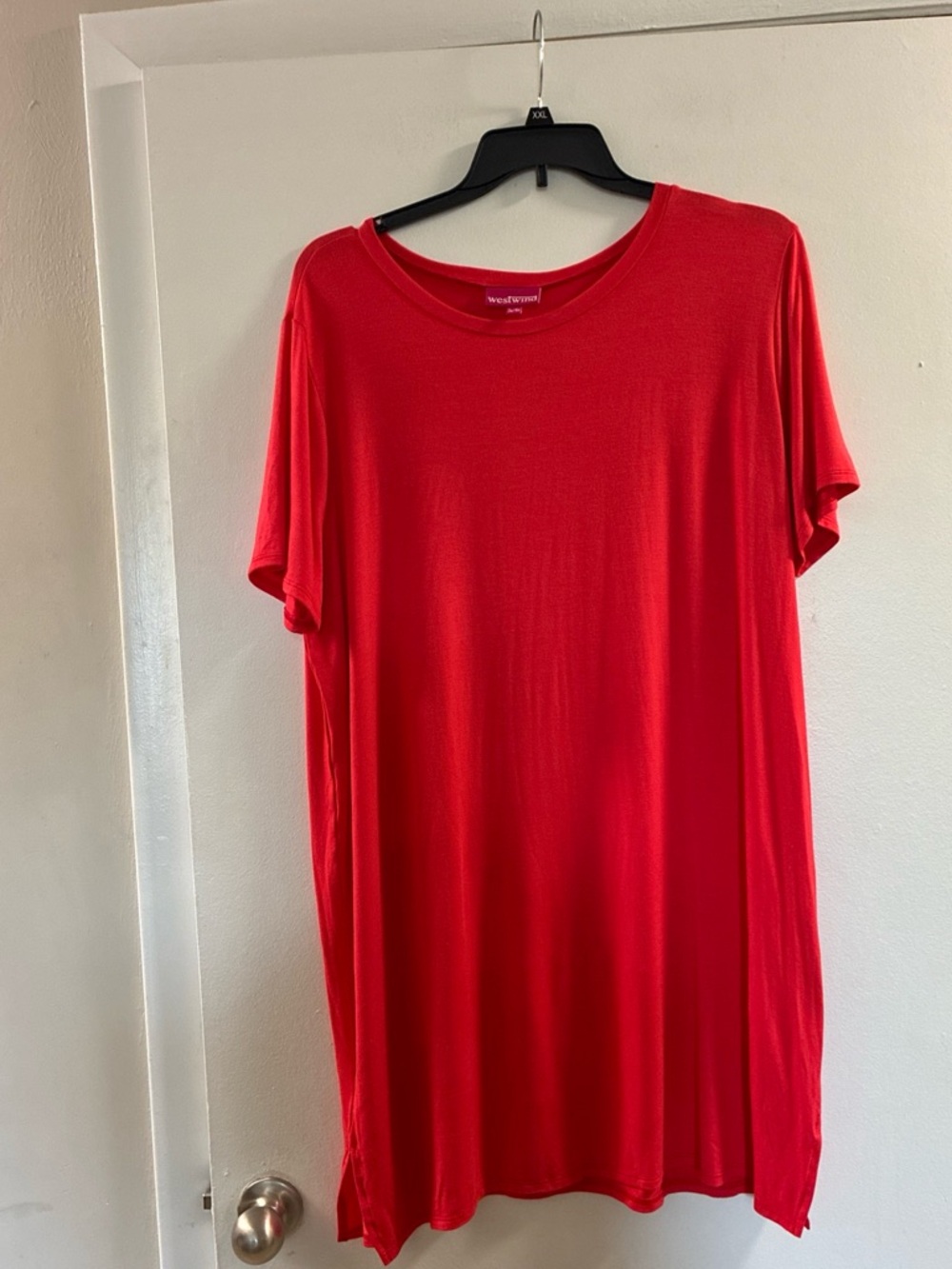 Everyday Relaxed Short-Sleeve Tunic in Red
